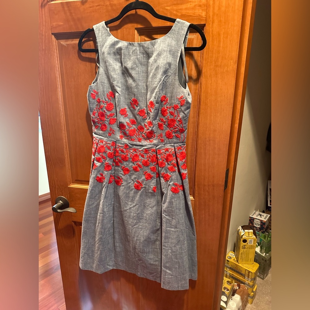 Women’s Maggy London Dress. Size 6